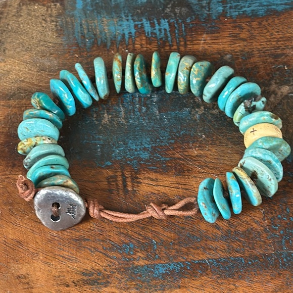 Jes Maharry “To Love” unisex one of a kind turquoise disc bracelet. New in box. - Picture 1 of 11